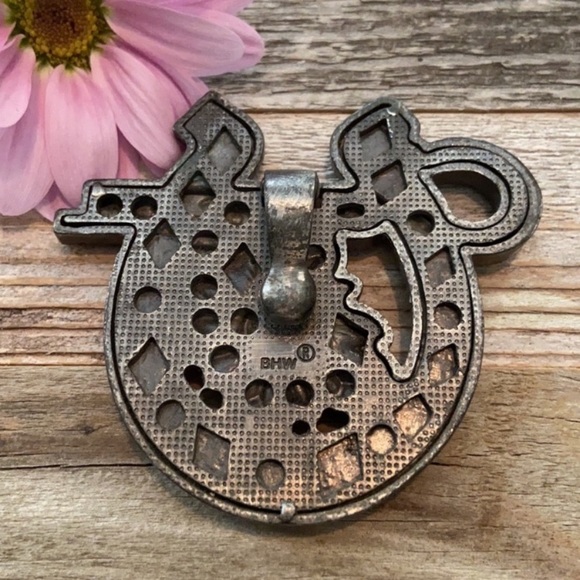 BHW Cowgirl Pendant - Picture 2 of 6